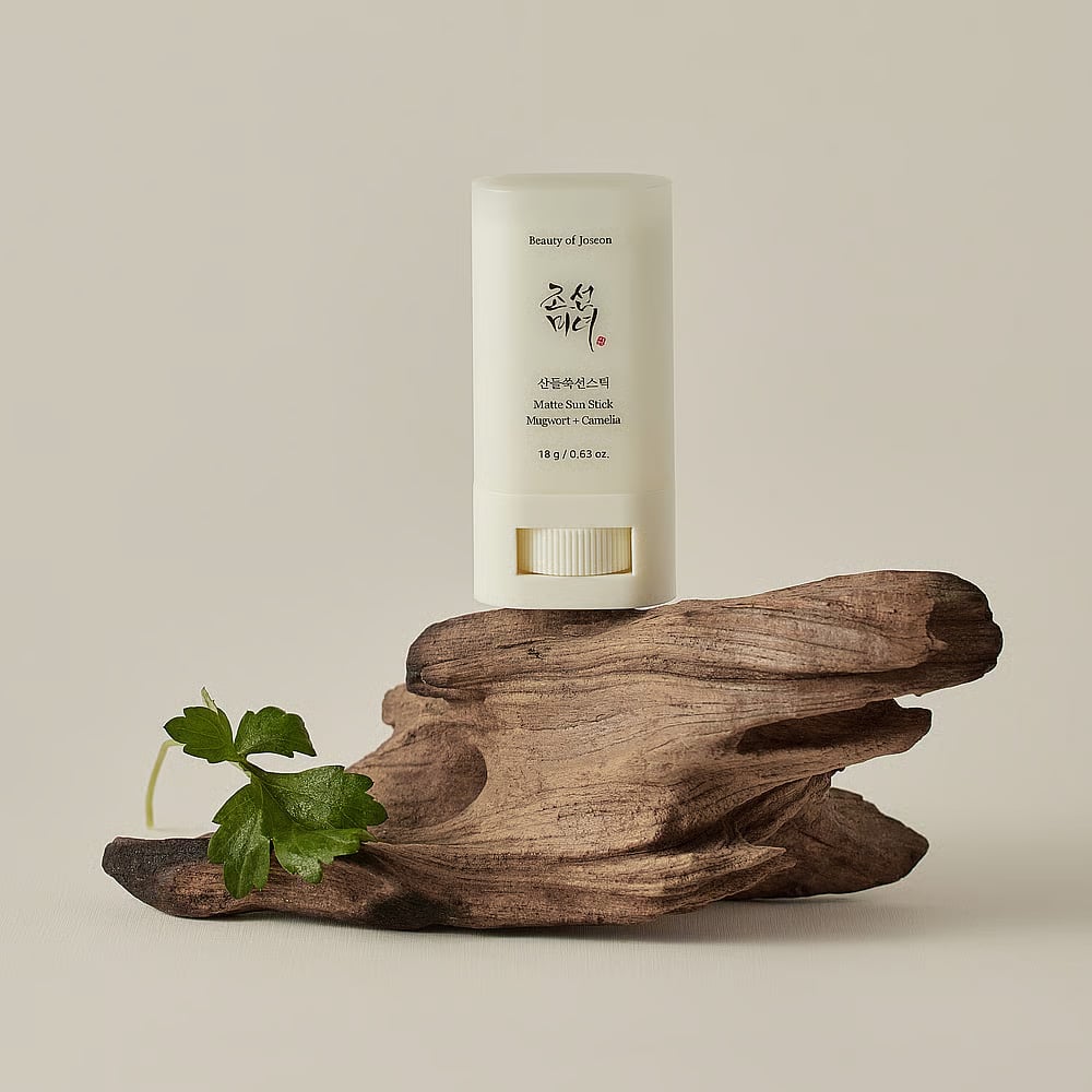 BEAUTY OF JOSEON - Matte Sun Stick Mugwort & Camelia SPF50+ - 18g