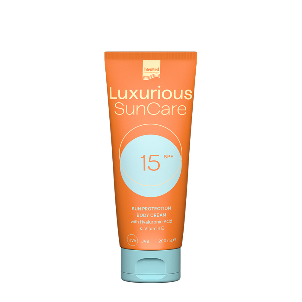 INTERMED - LUXURIOUS SUNCARE Body Sunscreen Cream with Hyaluronic Acid SPF15 - 200ml