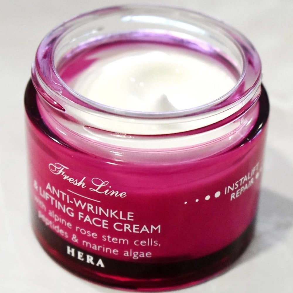 FRESH LINE - PROMO PACK HERA Ορός Υαλουρονικού για Γέμισμα Ρυτίδων - 30ml ΜΕ ΔΩΡΟ Αντιρυτιδική Κρέμα Προσώπου - 50ml